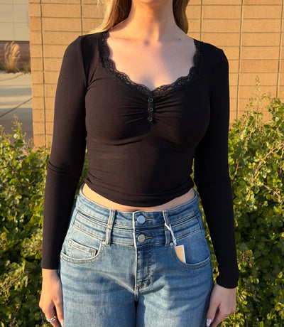 Trisha Top