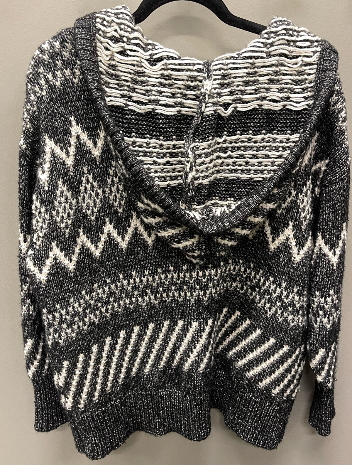 Victoria secret sweater, M