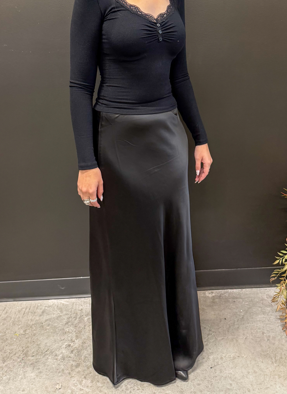 Meet You There Skirt - Black
